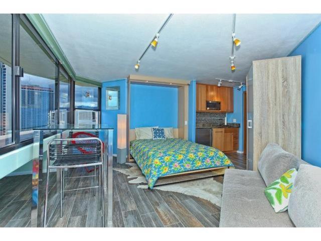 Spacious Studio W/ Parking, Beach/Mall/Park ホノルル エクステリア 写真